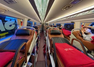 Tạp chí nước ngoài bày cách du lịch Việt Nam giá rẻ 1